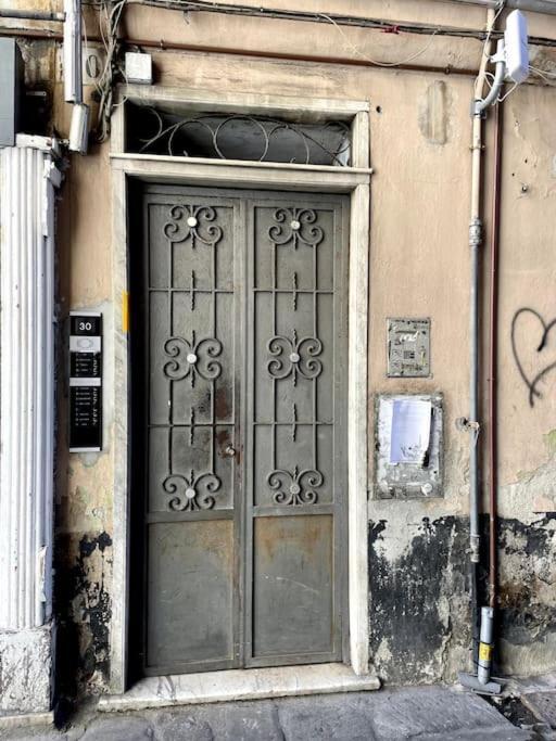Apartamento Overlooking The Porto Antico Of Génova Exterior foto