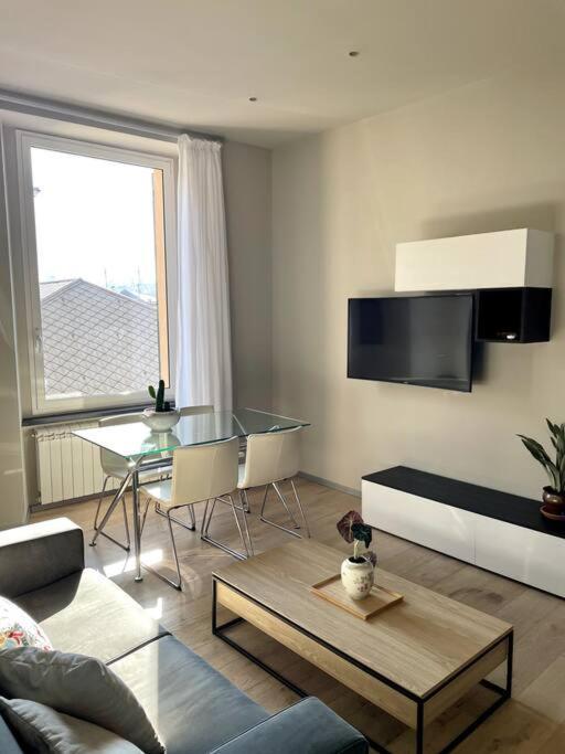 Apartamento Overlooking The Porto Antico Of Génova Exterior foto